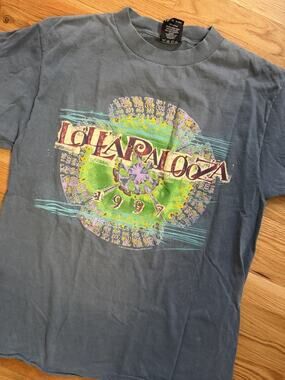 Vintage Lollapalooza T Shirt 1997 Blue L Giant Tag Vtg Music Festival 90s